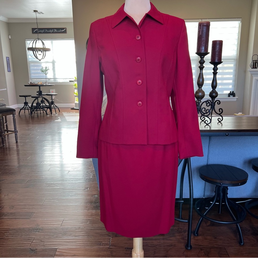 VTG Kasper Essentials ASL Women's 8P 8 Skirt Suit Set Red Essentials Career Wear